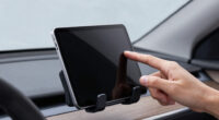 9 Best Dash Mounted Tablet Holder For Cars In 2026