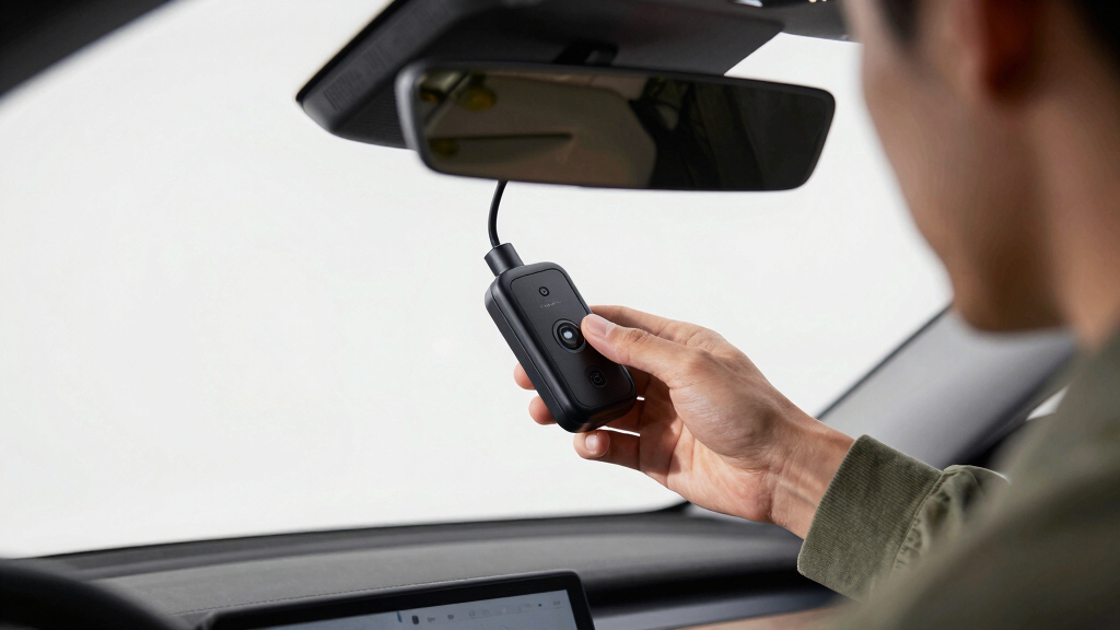 9 Best Hardwired GPS Trackers for Vehicles in 2026