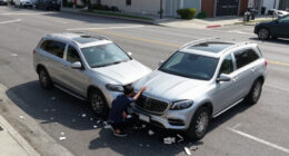 1 Dead After Violent 2-Car Crash In Koreatown; Driver Of Mercedes Maybach SUV Taken Into Custody - ABC7 Los Angeles